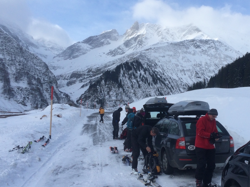 Beim Parkplatz Büelhütte